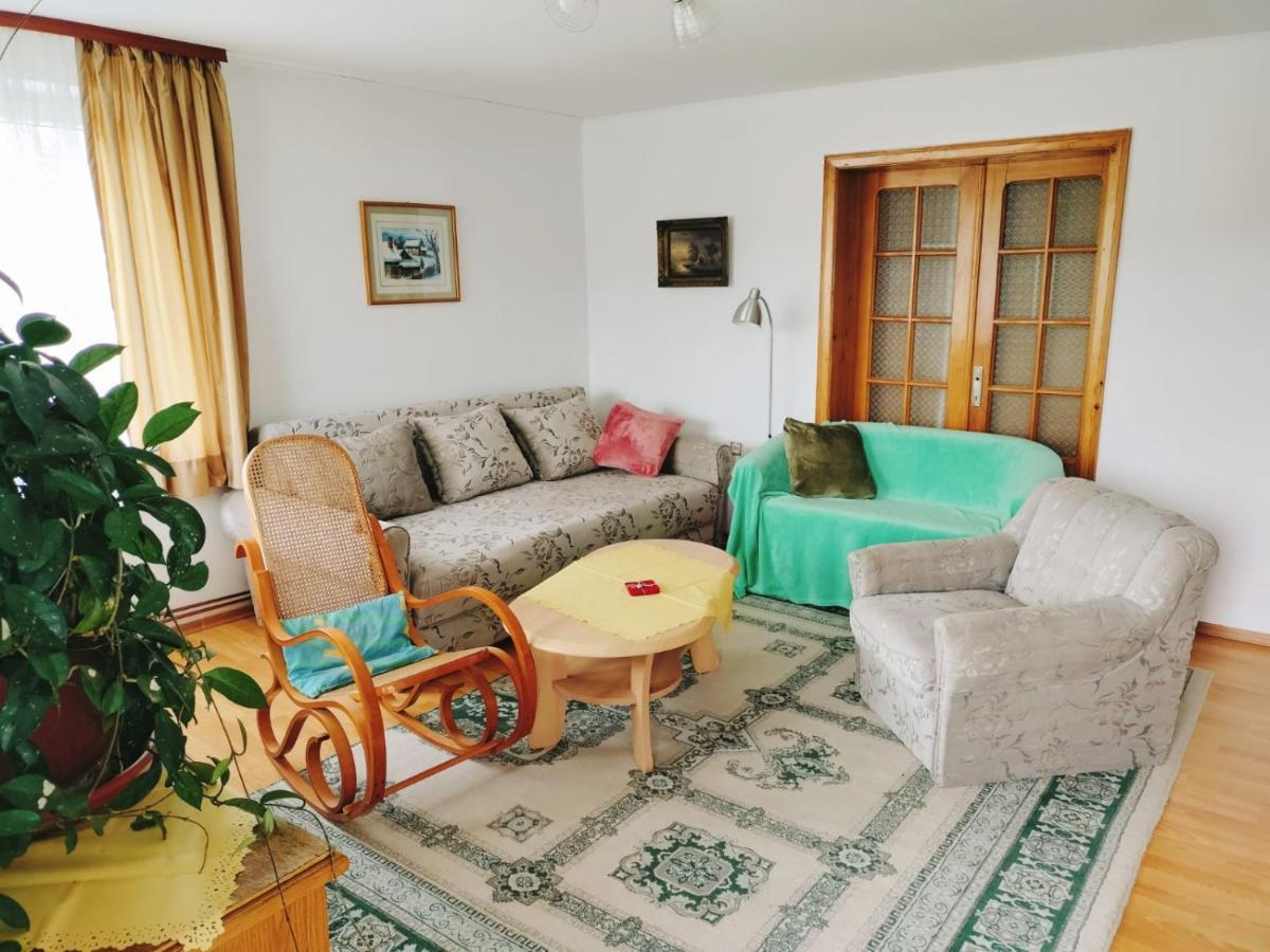 Apartament Vica グラ・フモアルルイ エクステリア 写真