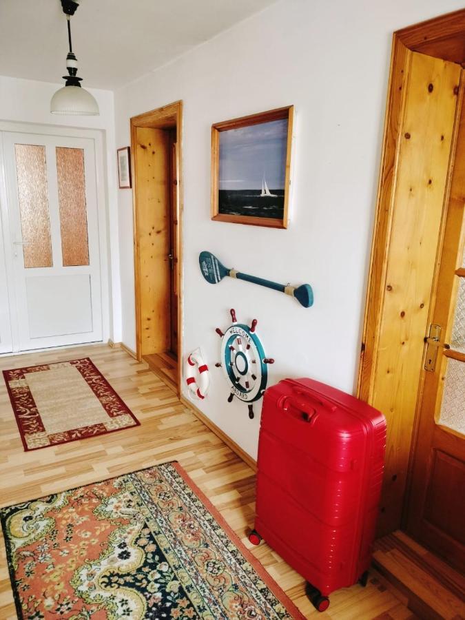 Apartament Vica グラ・フモアルルイ エクステリア 写真